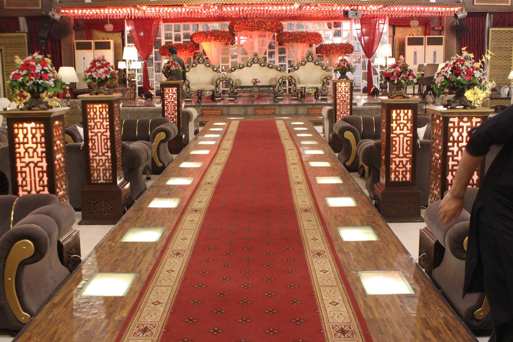 Candles Banquet wedding venue in Karachi — photo 10