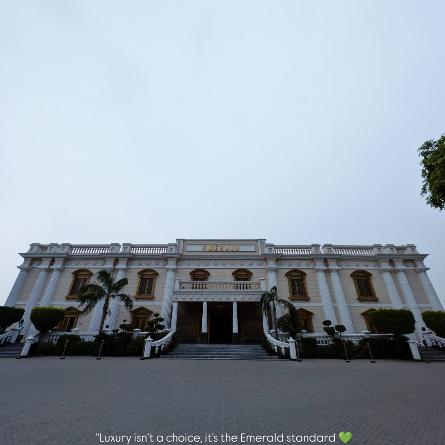 Emerald wedding venue in Lahore — photo 2