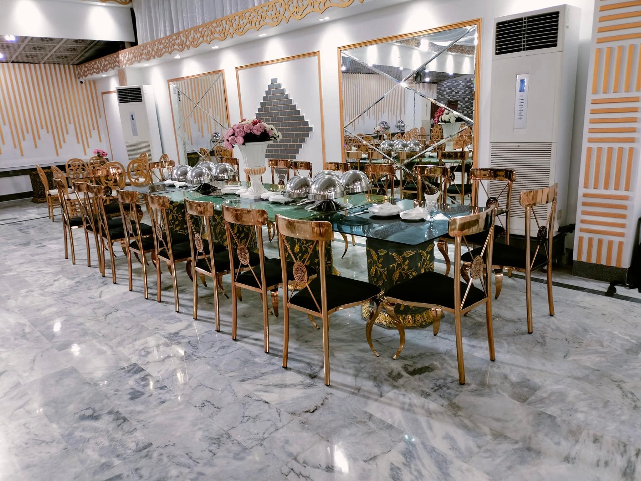 Paradise Banquet