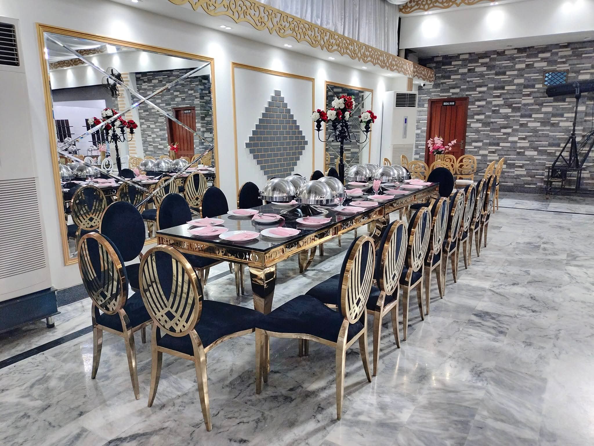 Paradise Banquet