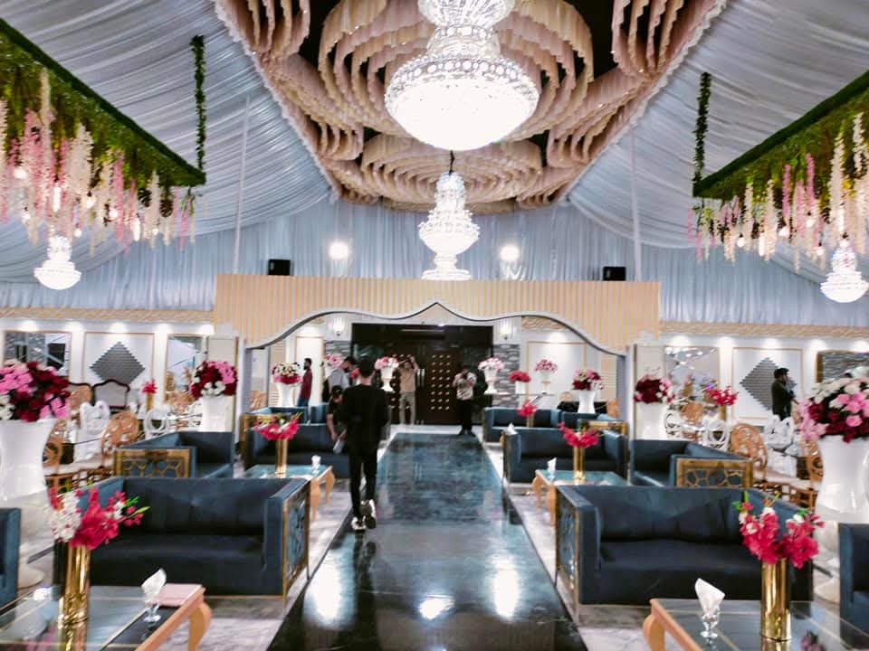 Paradise Banquet
