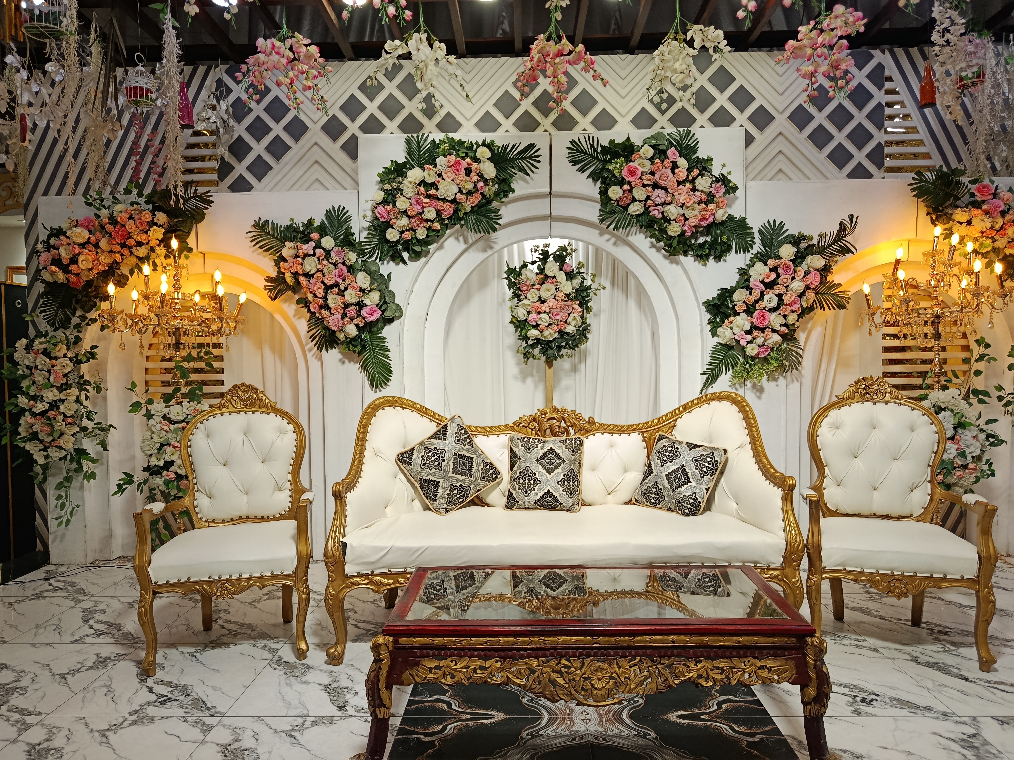 Paradise Banquet