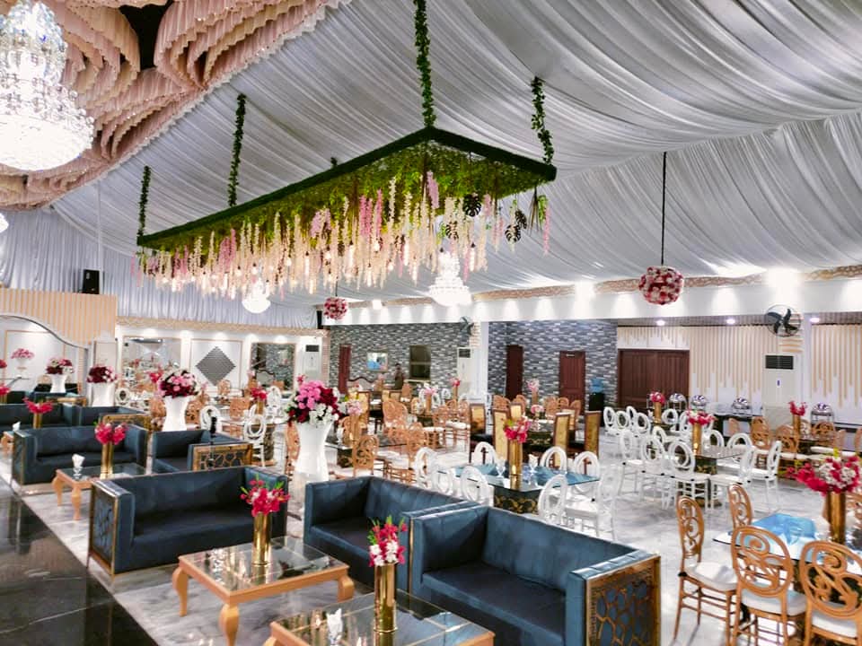 Paradise Banquet